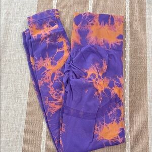 Amazon Vibrant Tie-Dye Women's Leggings